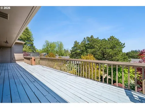 50 Condolea Court Lake Oswego OR 97035