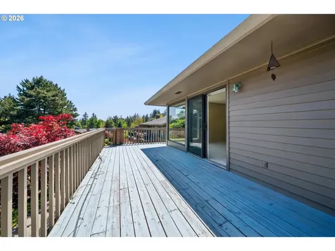 50 Condolea Court Lake Oswego OR 97035