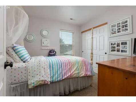 602 Se Inlet Avenue Lincoln City OR 97367