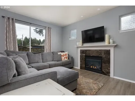 602 Se Inlet Avenue Lincoln City OR 97367
