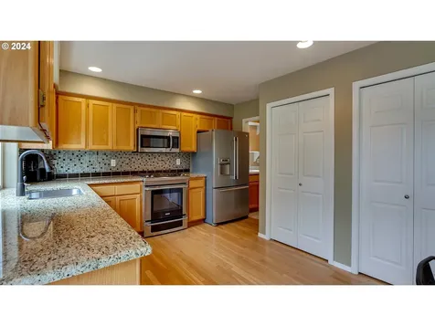 23348 SW Price Terrace Sherwood OR 97140