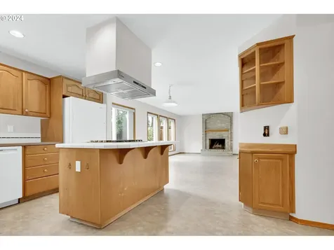 17577 NW Gilbert Lane Portland OR 97229
