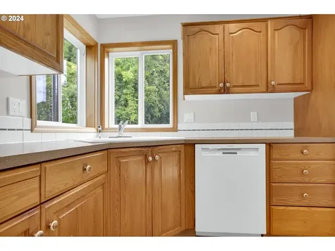 17577 NW Gilbert Lane Portland OR 97229