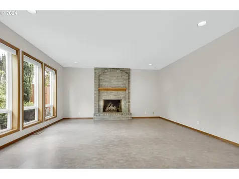 17577 NW Gilbert Lane Portland OR 97229