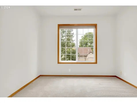 17577 NW Gilbert Lane Portland OR 97229