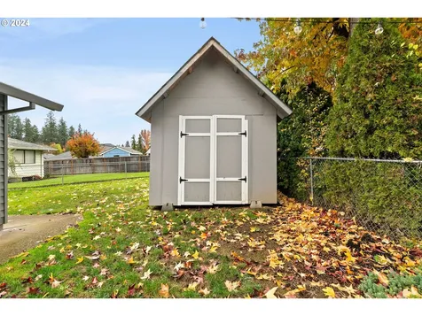2775 NE Davis Court Mcminnville OR 97128