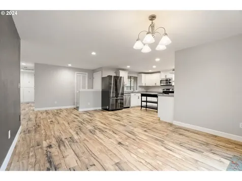 2775 NE Davis Court Mcminnville OR 97128