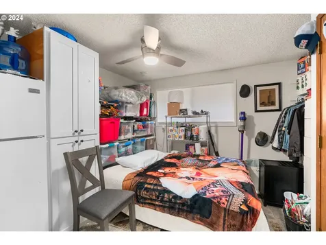 528 Hartke Loop Oregon City OR 97045