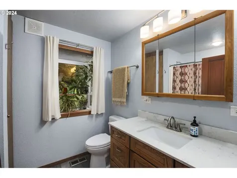 66228 Anliker Road Deer Island OR 97054