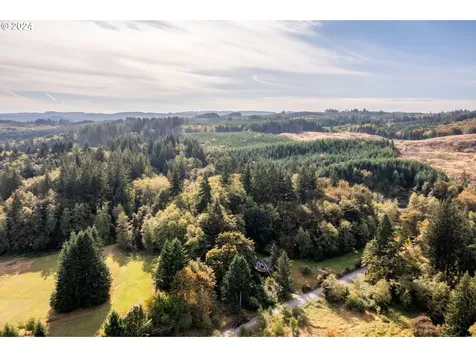 66228 Anliker Road Deer Island OR 97054