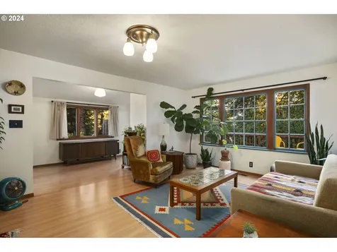66228 Anliker Road Deer Island OR 97054