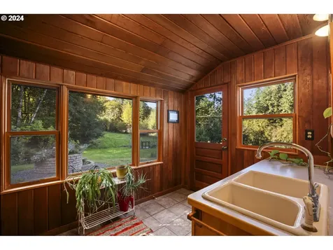 66228 Anliker Road Deer Island OR 97054