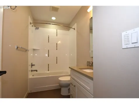 229 SE 2nd Street Troutdale OR 97060
