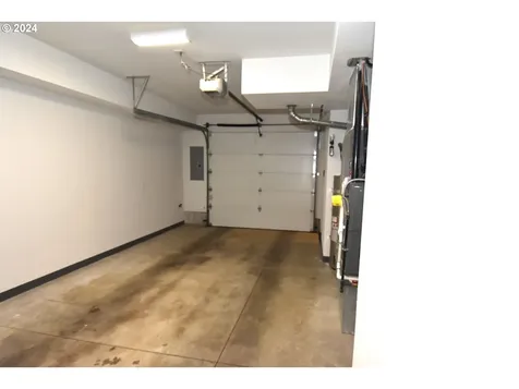 229 SE 2nd Street Troutdale OR 97060