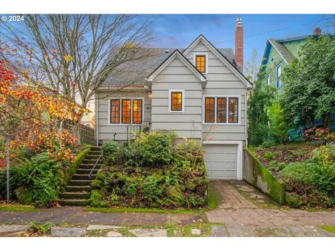 4519 NE 16th Avenue Portland OR 97211