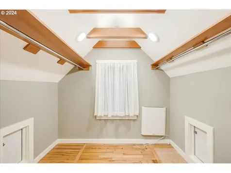 4519 NE 16th Avenue Portland OR 97211