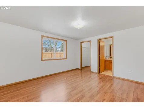 1918 NW 7th Court Battle Ground WA 98604
