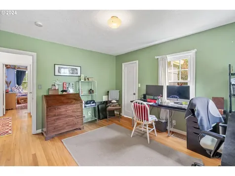 6617 Se Barbara Welch Road Portland OR 97236