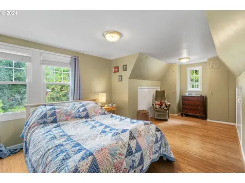 6617 Se Barbara Welch Road Portland OR 97236