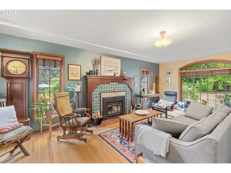 6617 Se Barbara Welch Road Portland OR 97236