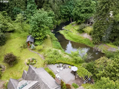 6617 Se Barbara Welch Road Portland OR 97236