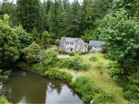 6617 Se Barbara Welch Road Portland OR 97236