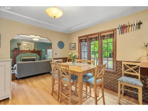 6617 Se Barbara Welch Road Portland OR 97236