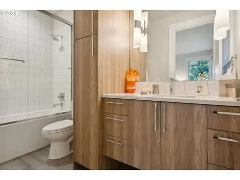 3096 Wembley Park Road Lake Oswego OR 97034