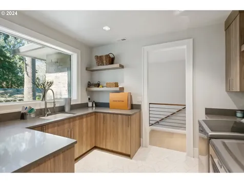 3096 Wembley Park Road Lake Oswego OR 97034
