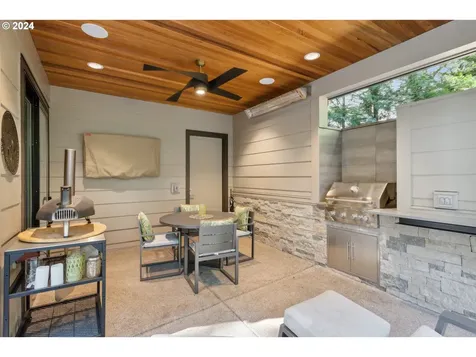 3096 Wembley Park Road Lake Oswego OR 97034