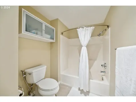 15230 Sw Moraine Court Beaverton OR 97007