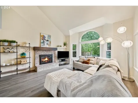 15230 Sw Moraine Court Beaverton OR 97007