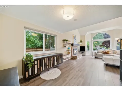15230 Sw Moraine Court Beaverton OR 97007