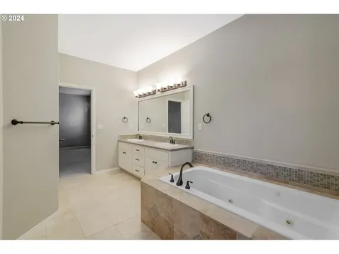 4721 Nw 129th Street Vancouver WA 98685