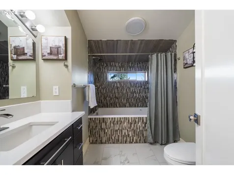 13475 Applegate Terrace Oregon City OR 97045