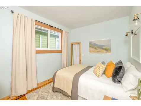 317 Ne Stanton Street Portland OR 97212