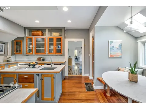 317 Ne Stanton Street Portland OR 97212