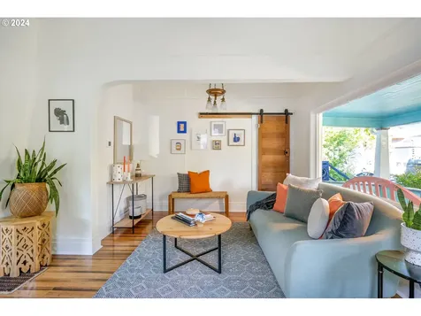 317 Ne Stanton Street Portland OR 97212