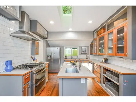 317 Ne Stanton Street Portland OR 97212