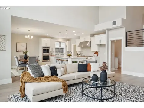6228 NW Lambert Lane Camas WA 98607