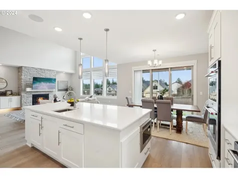 6228 NW Lambert Lane Camas WA 98607