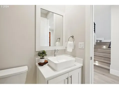 6228 NW Lambert Lane Camas WA 98607