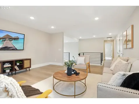 6228 NW Lambert Lane Camas WA 98607
