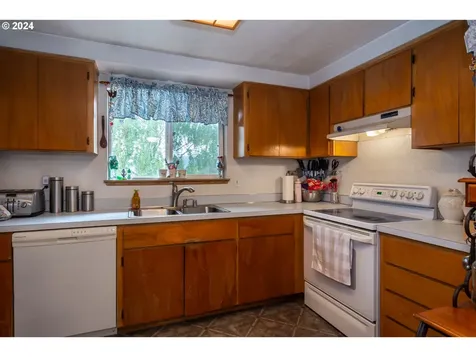 216 Brentridge Drive Roseburg OR 97471