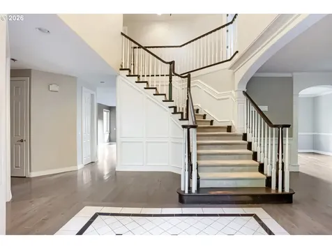 10585 NW Skyline Boulevard Portland OR 97231