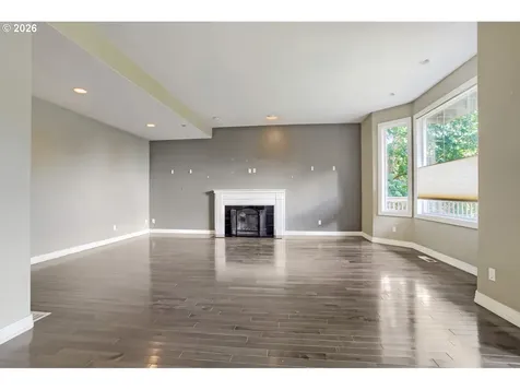 10585 NW Skyline Boulevard Portland OR 97231