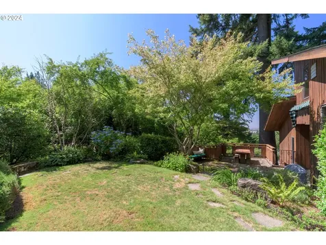 1471 Kervon Court Eugene OR 97405