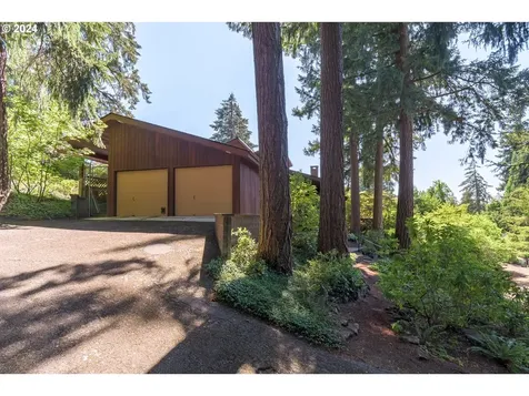 1471 Kervon Court Eugene OR 97405