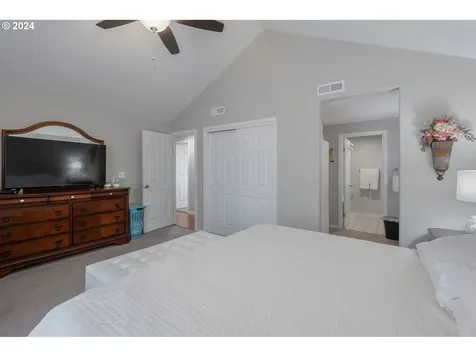 2508 Redwood Avenue Longview WA 98632