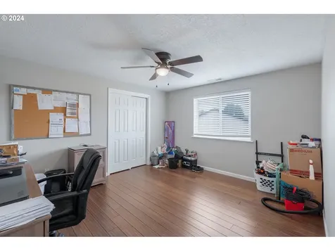 2508 Redwood Avenue Longview WA 98632